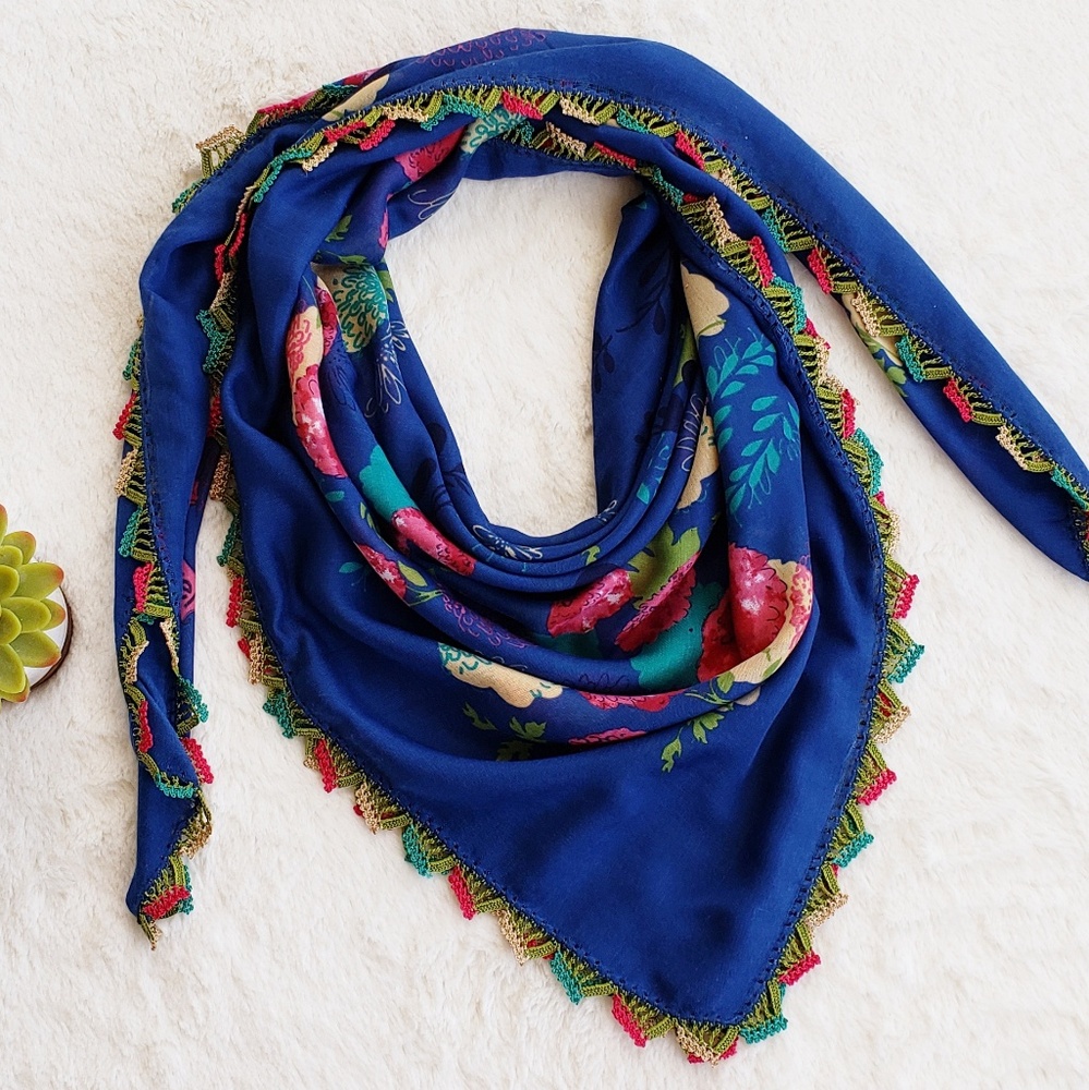 Exotic Hand Made Needle Lace Scarf